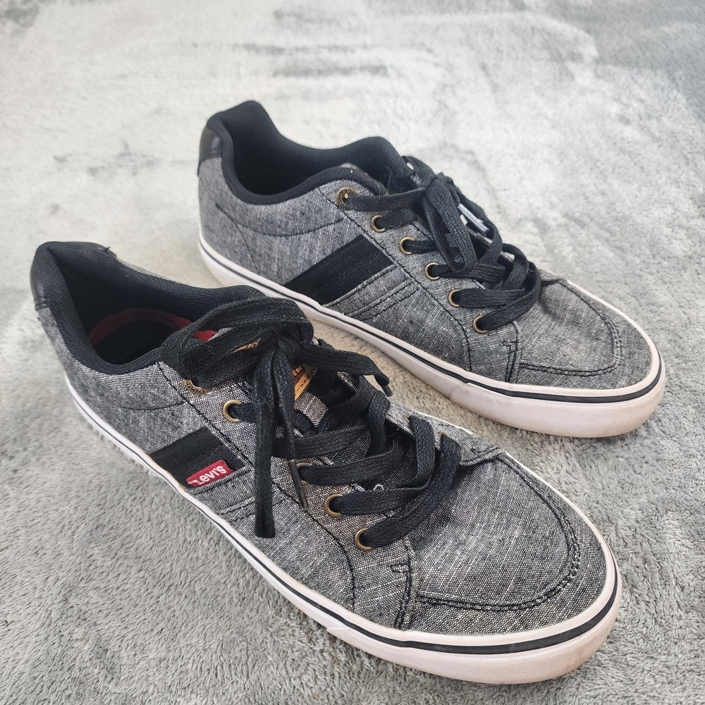 Men's Levi's Sneakers Size 7 Gray‎